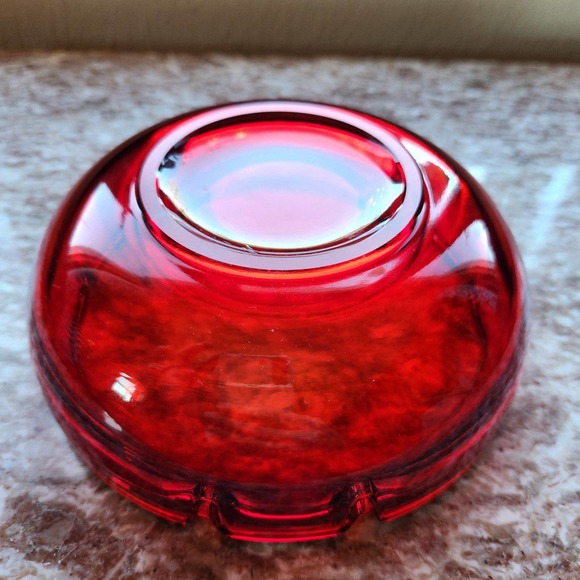 Viking Glass Red Glass Large Ashtray. Mid-century Modern Era, Vintage, smoke - Picture 6 of 10